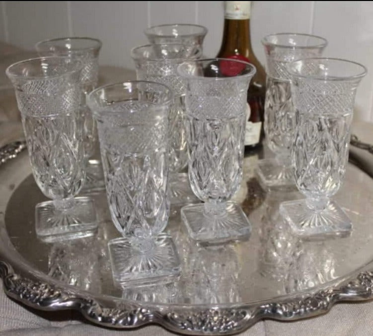 Glasses, Cocktail / Parfait, Imperial Glass, Cape Cod, Set of 8, Vinta –  Antigo Trunk