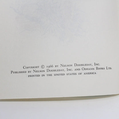 Travel Book, Geographical Society Around the World, Ceylon, 1966