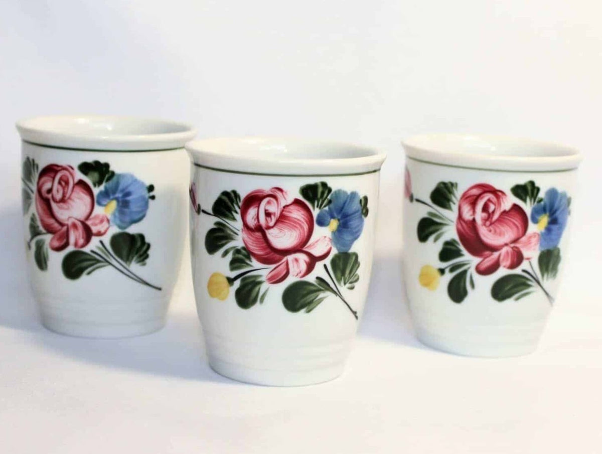 Tea Cups, Lilien Porzellan, Alpen Flora, Hand Painted, Set of 3, Vintage Austria 1950s