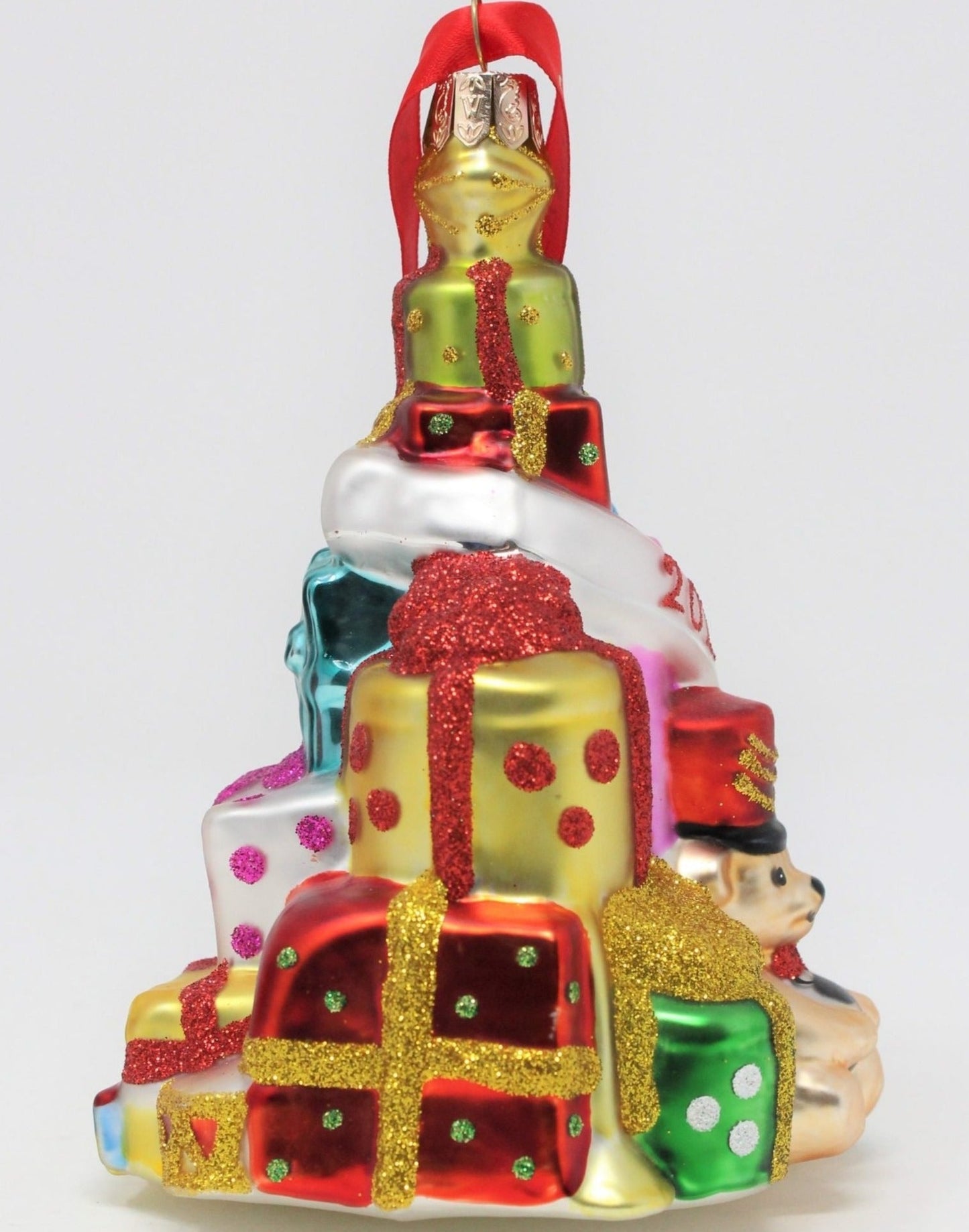 Ornaments, Waterford Holiday Heirlooms, Teddy Bear with Gifts, 2019