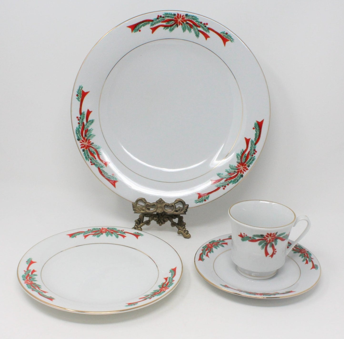 Dinnerware, Tienshan Fairfield, Poinsettia & Ribbons, 16 Pcs, Vintage, SOLD