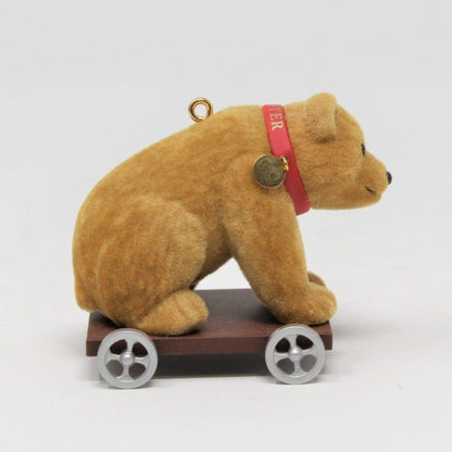 Ornaments, Hallmark, Daughter, Bear Pull Toy, 1999