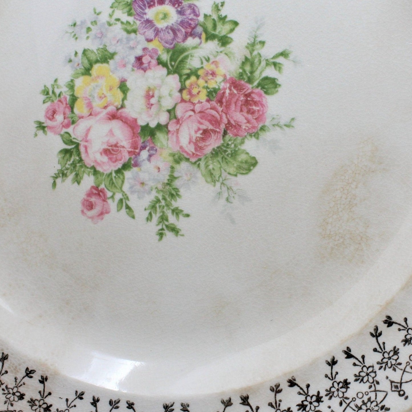 Luncheon Plates, Cosmopolitan, Mayfair 22kt Gold Filigree, Set of 5, Vintage