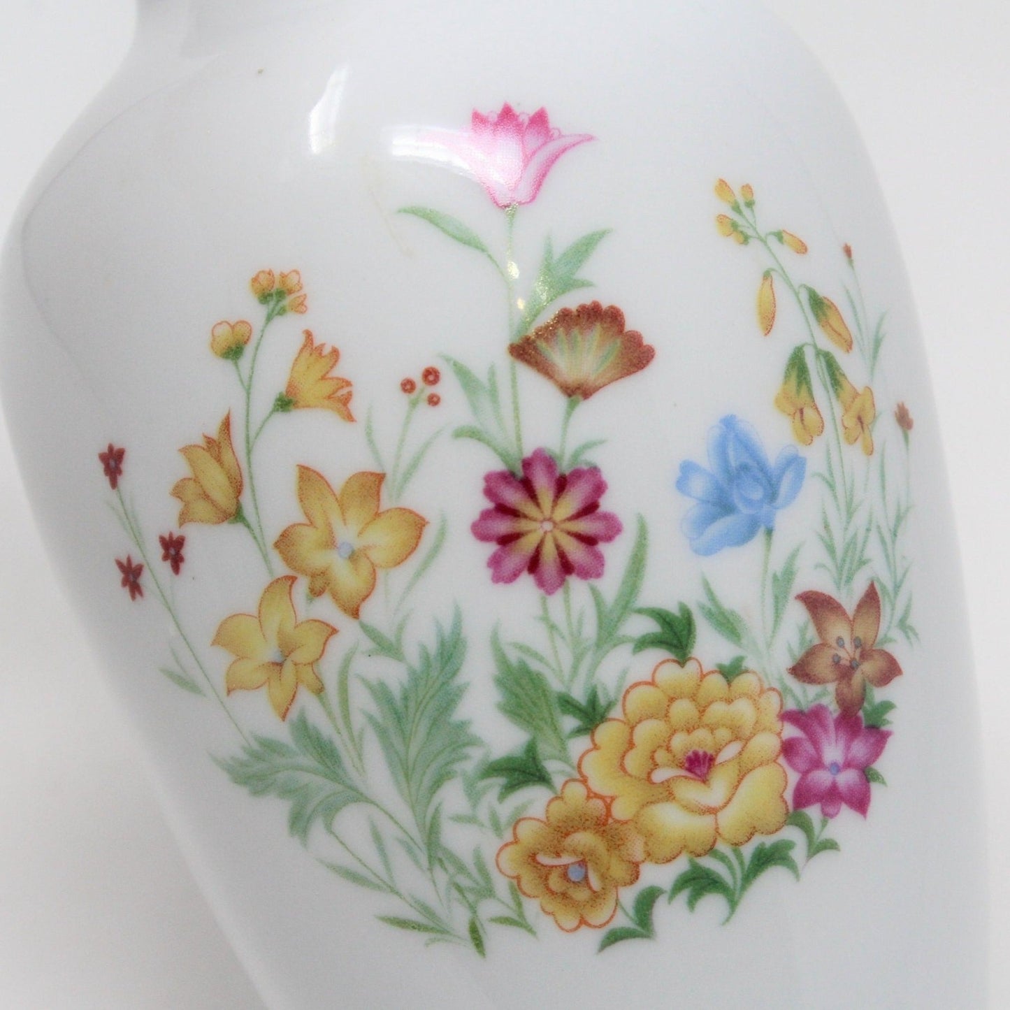 Bud Vase, Oriental Florals, Porcelain, China, Vintage