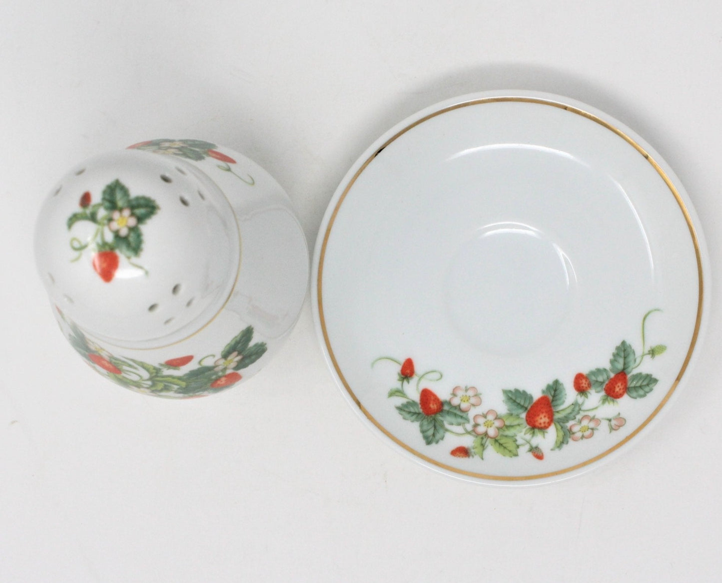 Shaker with Underplate, Avon, Strawberry Collection, Vintage