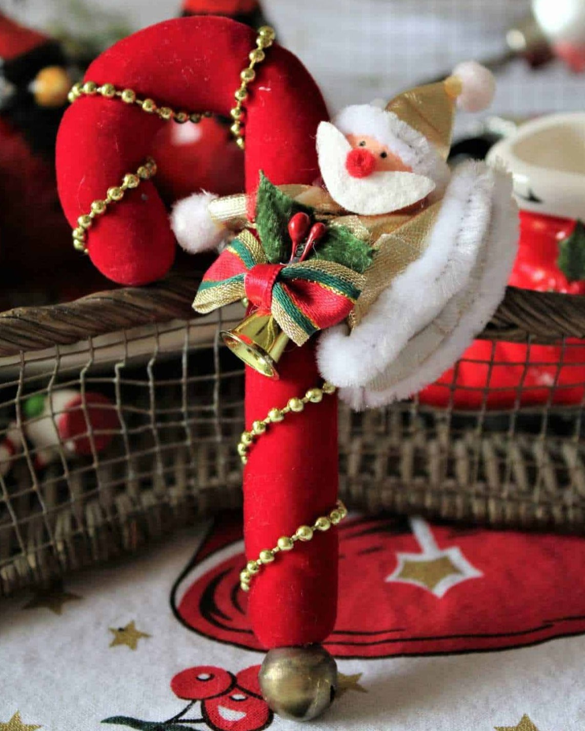 Ornaments, Santa Claus, Hand Made Felt, Set of 5, Vintage