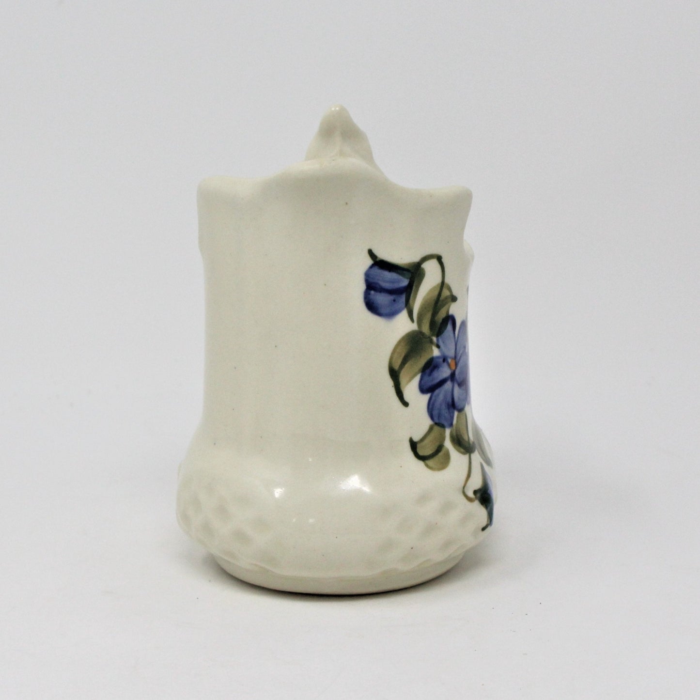 Creamer, Cash Family Pottery / Clinchfield Artware, Blue Flowers, Made in USA