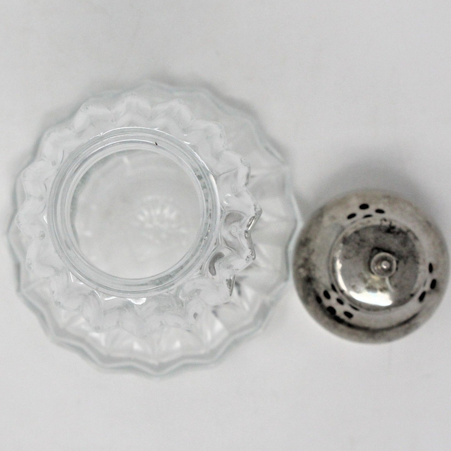 Shaker, Lady Primrose Powder, Glass and Silverplate, Empty, Vintage