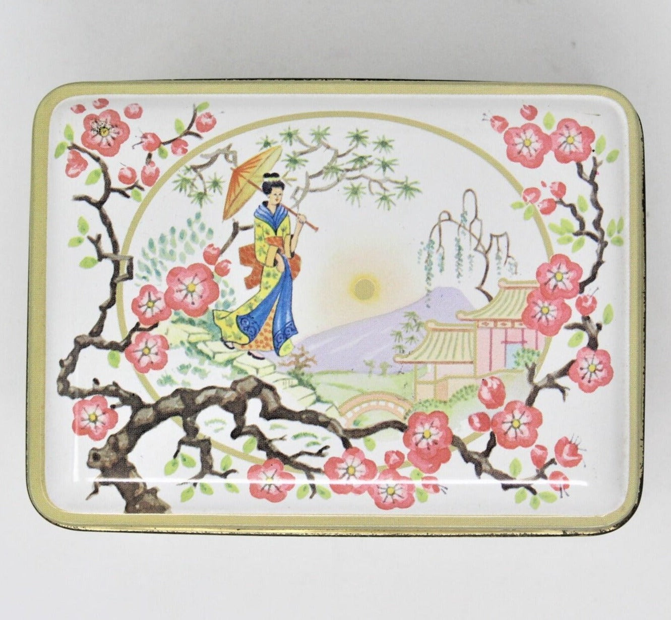 Gift Tin / Candy Tin, Daher, Geisha with Cherry Blossoms, Vintage England