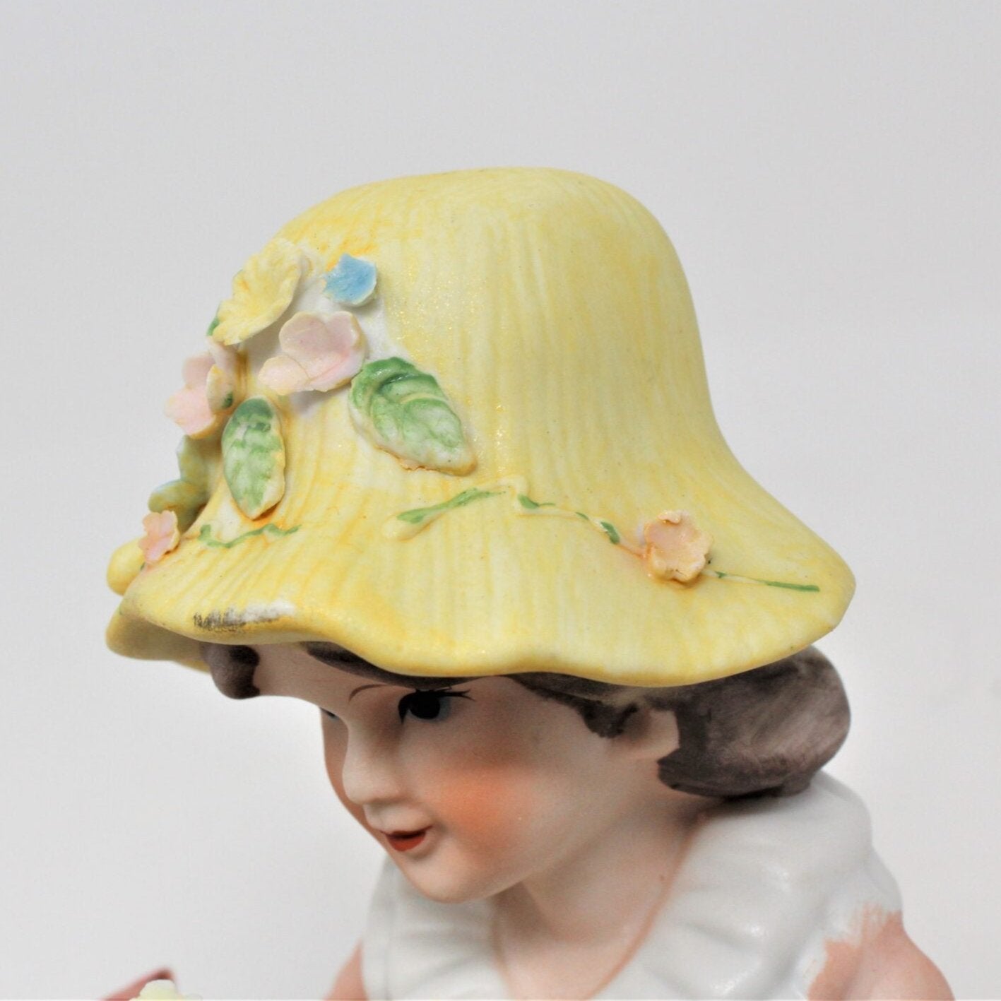 Pincushion Figurine, Ardalt, Girl with Basket, Vintage