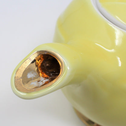 Teapot, Hall Pottery, Moderne in Canary Yellow, Vintage