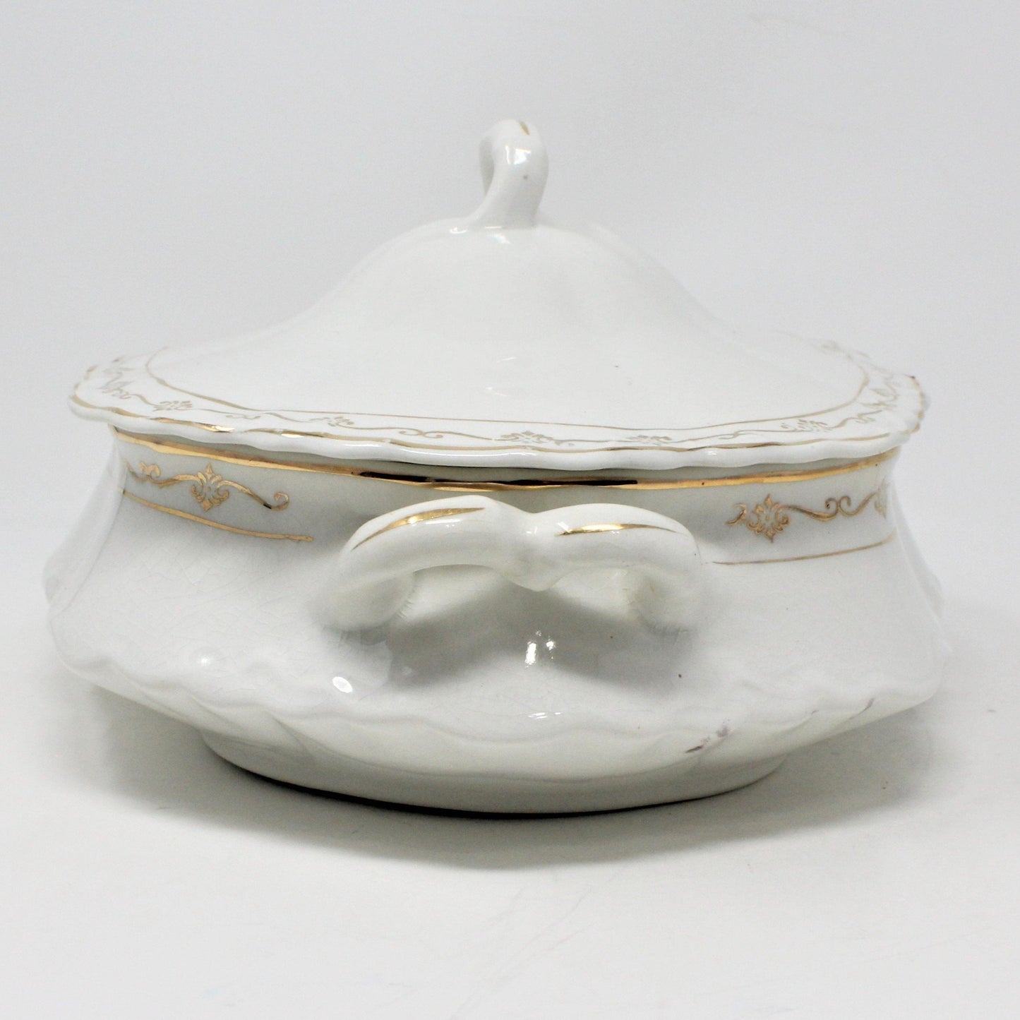 Covered Vegetable Bowl, Clinchfield SPI, Antique, 1920's