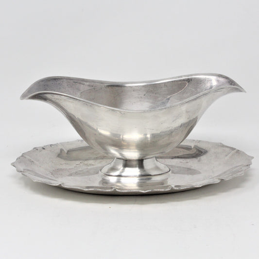 Gravy Boat / Saucière, International Silver, Early American, Silverplate, Vintage