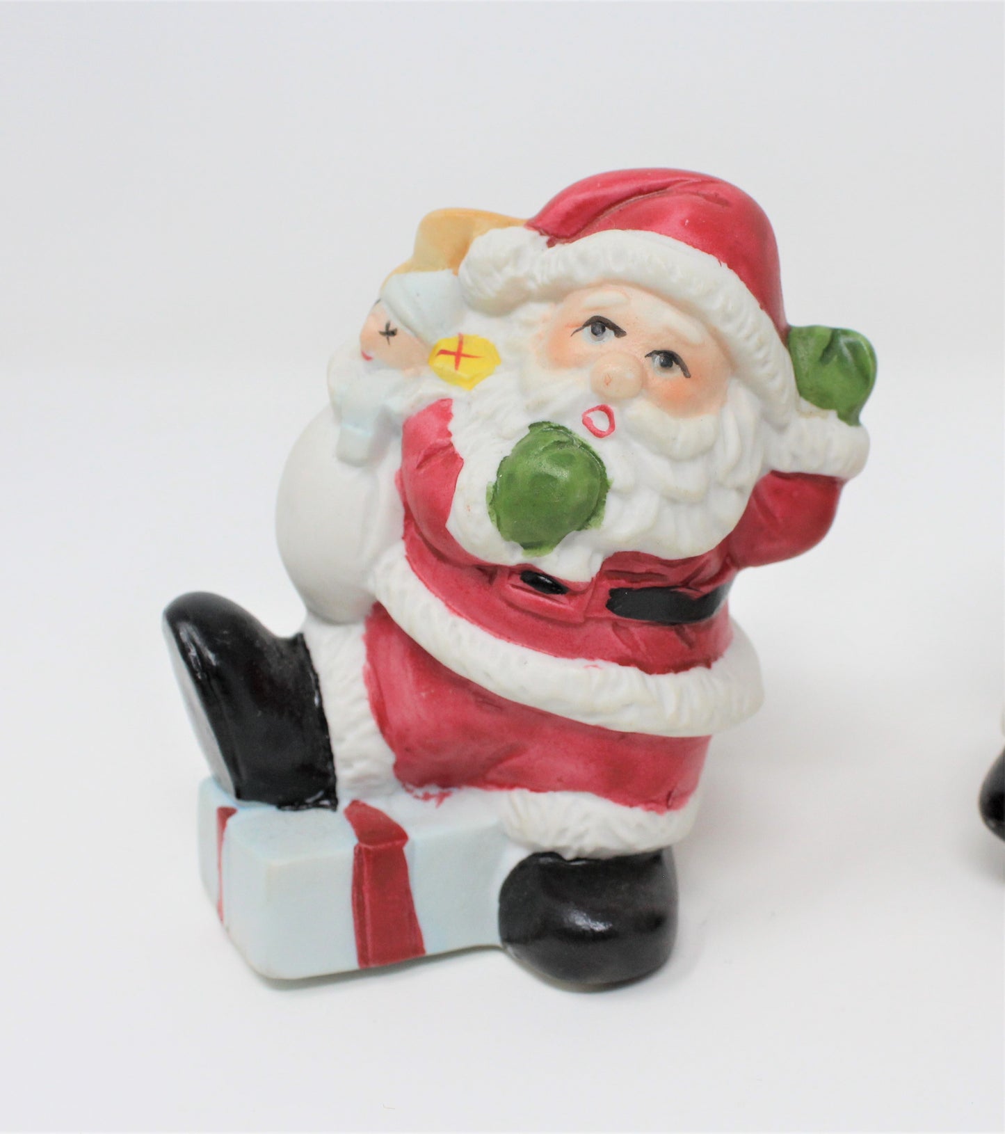 Figurine, ArtMark, Here Comes Santa, Set of 3, Vintage in Box