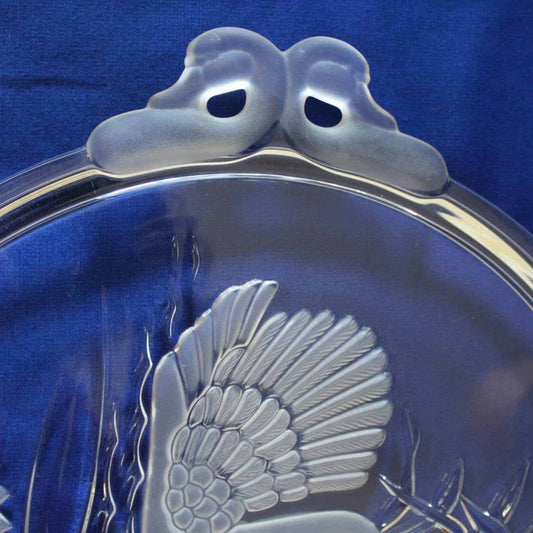 Cake Plate / Serving Tray, Mikasa. Swan, Frosted Glass, Vintage