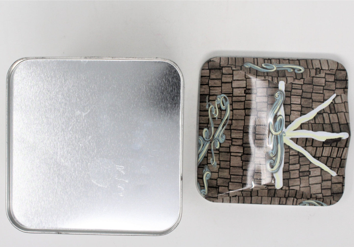Gift Tin / Tin Box, Walnut Street School Tin, Bri-tone Crayons, Vintage
