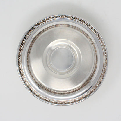 Gravy Boat / Saucière with Underplate, Wm A. Rogers, Silverplate, Maybrook Pattern, Vintage
