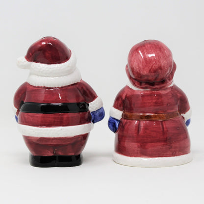 back view of Santa and Mrs Claus Salt & Pepper Shakers
