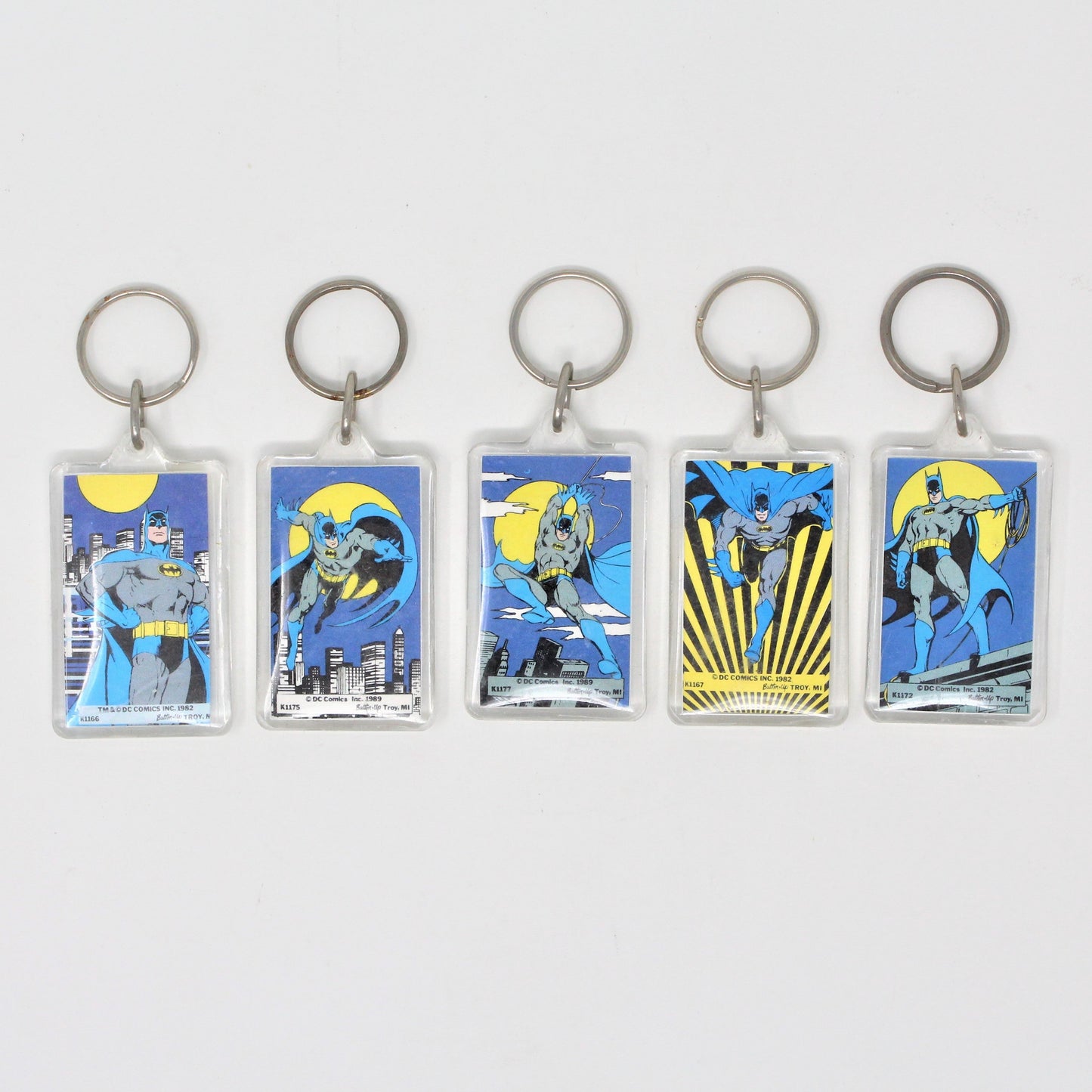 Key Chain, DC Comics, Batman Swinging from Rope, Acrylic Key Chain 1989, Vintage, NOS RARE